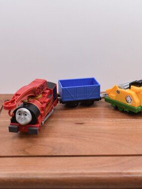 Harvey 27 Motorized Crane and Tenders Trackmaster 2009 Mattel Thomas & Friends